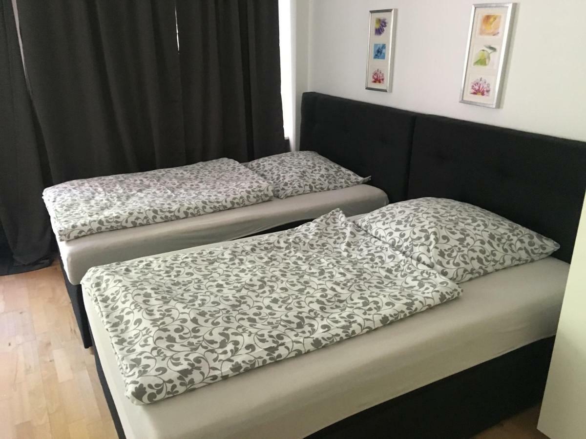 Dorya Am Ring Apartment Кьолн Екстериор снимка
